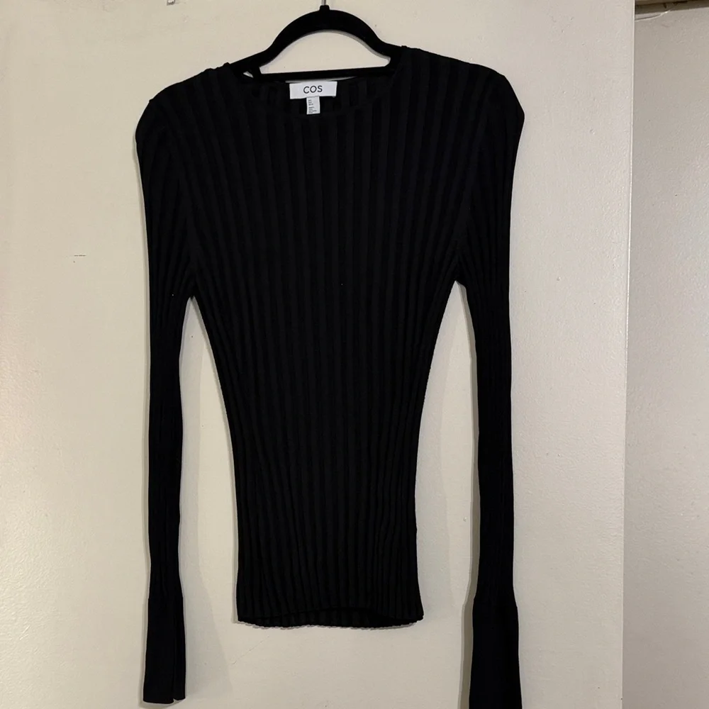 COS Rib-Knit Long-Sleeved Top - Picture 2 of 6